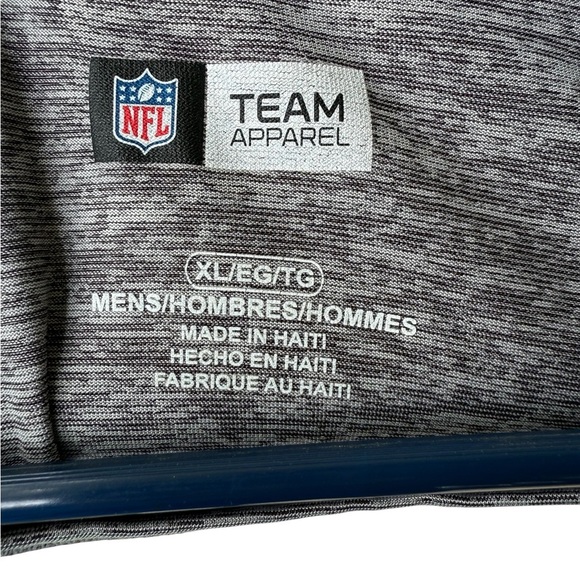 Team Apparel Tampa Bay Buccaneers Pullover LS Shirt - Picture 5 of 5